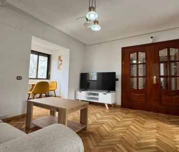 3-bedroom apartment for rent in Moscardó - Photo 6