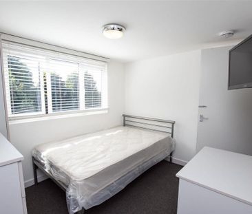 6 bedroom house to rent - Photo 2