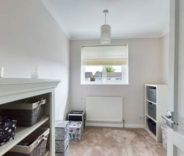 Benen-Stock Road, Staines-upon-Thames, Surrey,TW19 - Photo 1