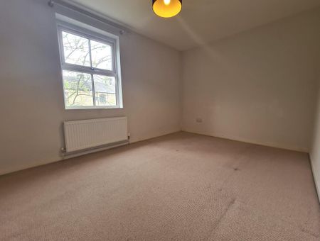 4 bedroom terraced house to rent - Photo 5