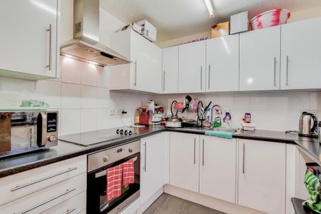 2 bedroom flat to rent - Photo 3