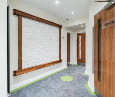 Studio to rent - Photo 6