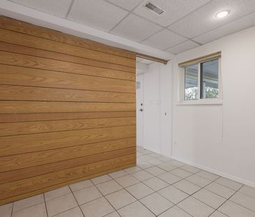 Keets Dr & Wickham Dr (Basement), Coquitlam - Photo 1