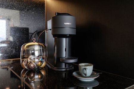 Exclusief appartement te huur in het hart van Antwerpen met panoramisch uitzicht! - Photo 2