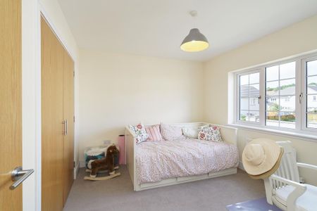 5 bedroom detached house to rent - Photo 5