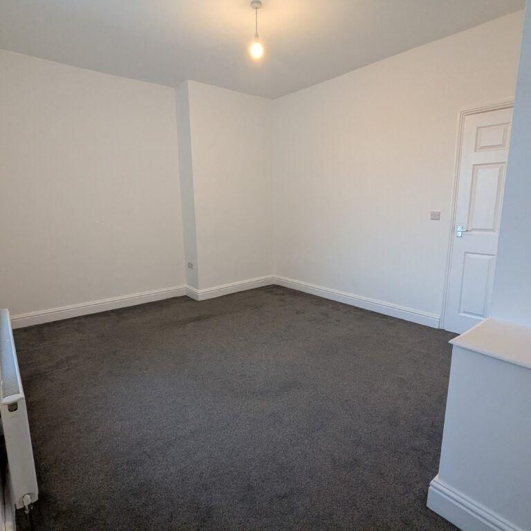 2 bedroom house to rent - Photo 1