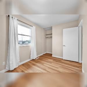 4 Bed 2 Bath Duplex North Edmonton For Rent - Photo 4