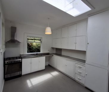 Newtown Villa - Photo 4