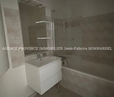 Location Appartement 3 pièces 60m² VALREAS 84600 - Photo 4