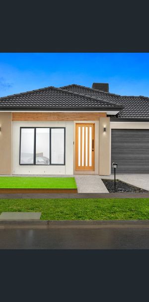 4 Edson Road, Mickleham, Vic 3064 - Photo 1
