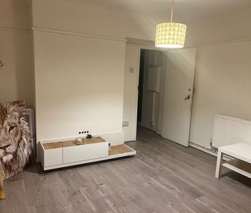Room in a Shared Flat, Seeley Drive, SE21 - Photo 6