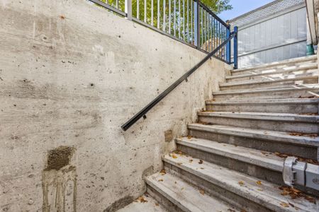 For Lease - 46 Flint Court, Barrhaven, Ontario - Photo 3