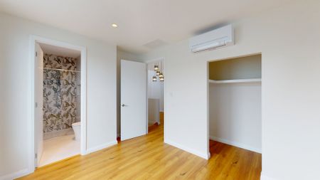 Where Light, Luxury and Location Unite - Photo 3