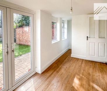 3 bedroom semi-detached house to rent - Photo 1