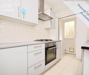 3 bedroom apartment to rent - Photo 5