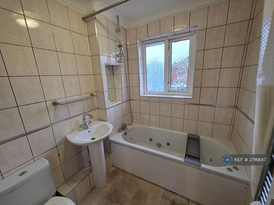 2 bedroom semi-detached house to rent - Photo 1