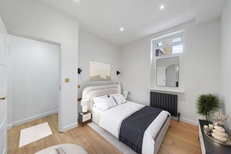 2 Bed Maisonette, Eversleigh Road, SW11 - Photo 2