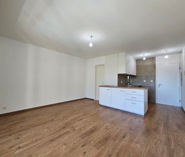 Spacieux studio avec balcon à louer - Foto 4