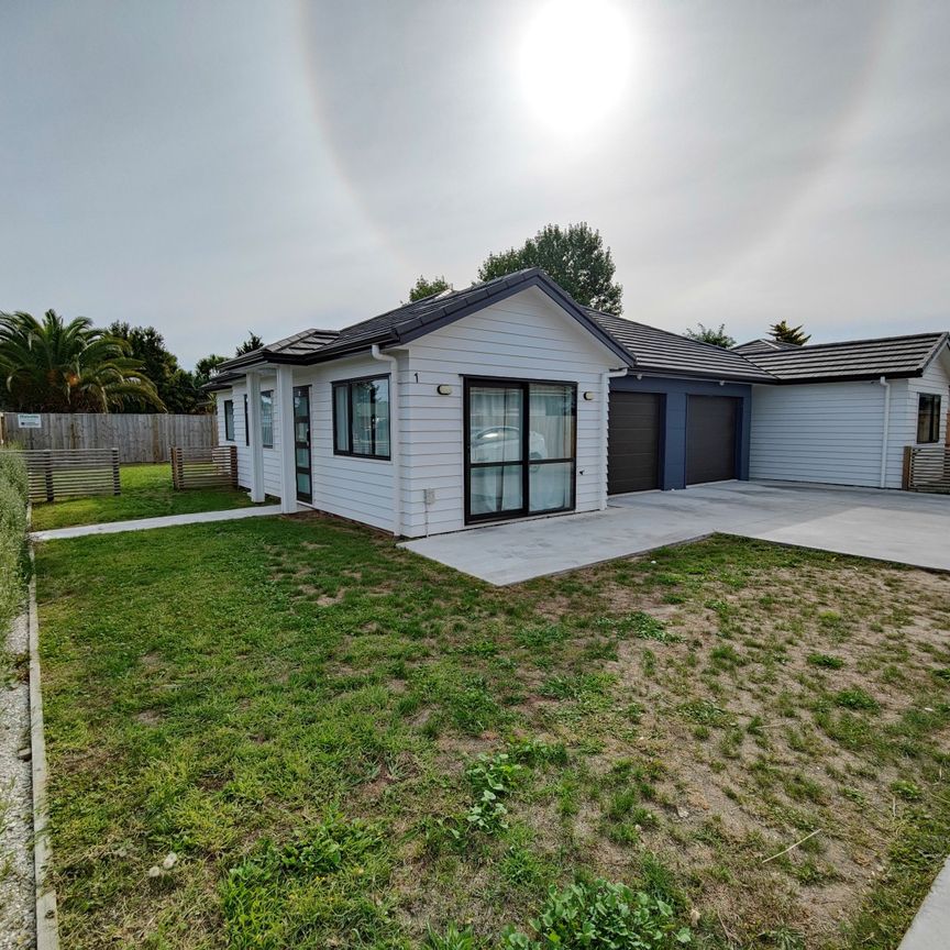 Near-New Modern and Comfortable Apartment - Photo 1