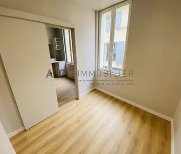 APPARTEMENT T2 - CENTRE VILLE - Photo 2