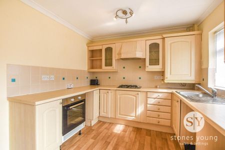 3 bedroom semi-detached house to rent - Photo 5