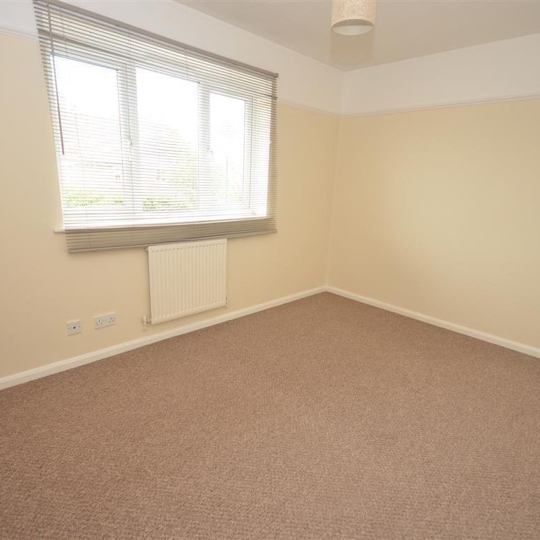 Teal Close - Photo 1