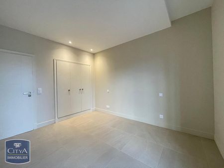 Location Appartement 2 pièces 39m² NARBONNE 11100 - Photo 2