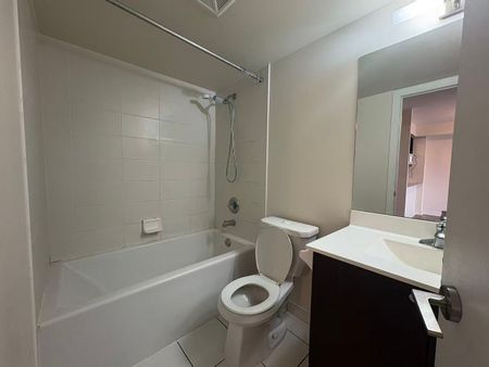 For Lease - 181 Village Green Square Unit# 1911, Toronto, Ontario - Photo 4