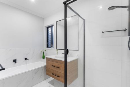 6 Dream Way, Griffin QLD 4503 - House For Rent - $780 | Domain - Photo 4