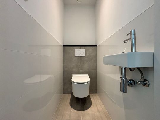 Goudsbloemlaan 96, Bloemenbuurt-Oost, 2565CV, Den Haag - Photo 1