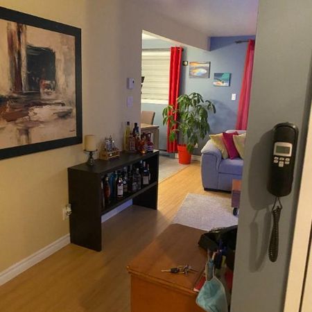 Beau 4 ½ (Décembre et/ou Janvier) @ Vanier - Photo 3