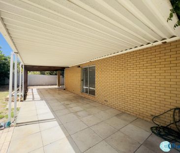 76 Kurrajong Road, Safety Bay, WA 6169 - Photo 3