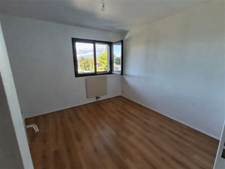 Location appartement 3 pièces - 62m² à La motte-servolex (73290) - Photo 3