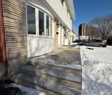 For Lease - 973 Eiffel Avenue, Mooneys Bay - Carleton Heights and A... - Photo 1