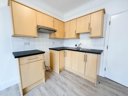 1 bedroom flat to rent - Photo 3