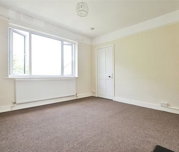 2 bedroom maisonette to rent - Photo 4