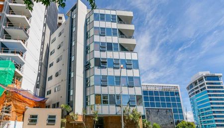 APT in CBD - Photo 4