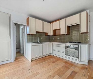 Larden Road, London, W3 - Photo 1