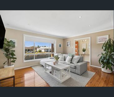 Fully Renovated Coastal Family Home in Great Location - Photo 1