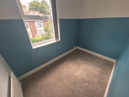 3 Bed Terraced House, Herondale Road, L18 - Photo 3