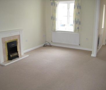 3 bedroom semi-detached house to rent - Photo 1