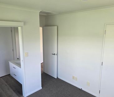 Beautiful, Light & Sunny - Photo 5