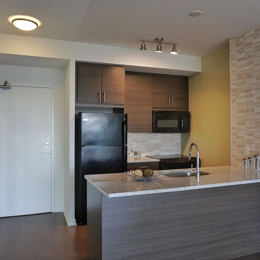 For Lease - 70 Forest Manor Road Unit# 2011, Toronto, Ontario - Photo 1