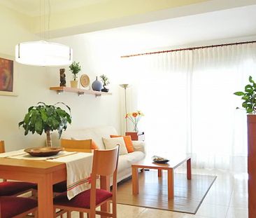 Carrer de l'Encarnació, Barcelona, Catalonia 08025 - Photo 3