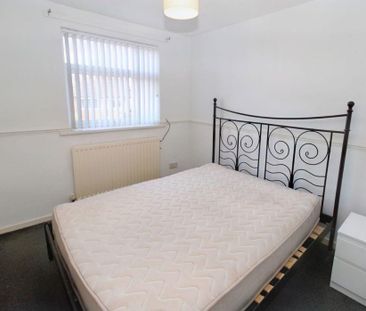 Gillies Street, Walker, Newcastle upon Tyne, Tyne and Wear, NE6 2JP - Photo 2