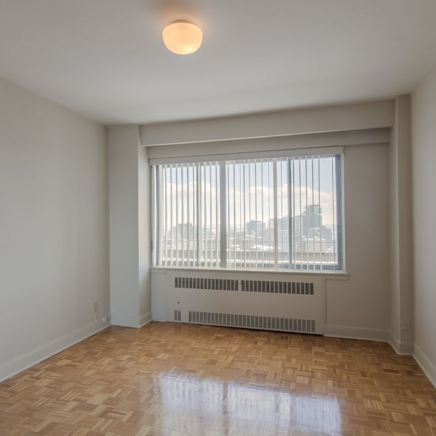 Condo for rent, Montréal (Ville-Marie) - Photo 1