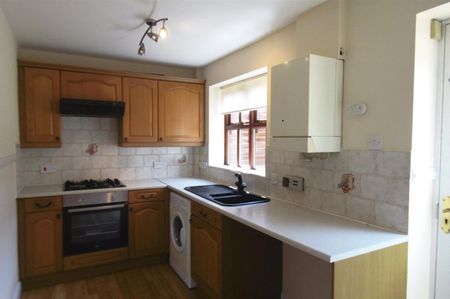 Hollin Drive, Durkar, Wakefield - Photo 2