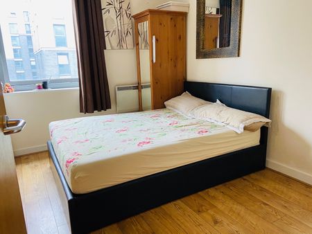 1 Bed Flat, Victoria Road, W3 - Photo 5