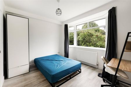 5 bedroom semi-detached house to rent - Photo 5