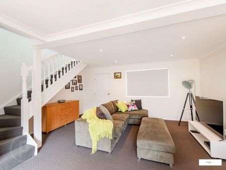 Boutique Townhouse Complex in Convenient Location - Photo 4